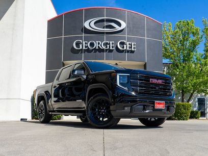 New 2026 GMC Sierra 1500 Elevation w/ Elevation Premium Package