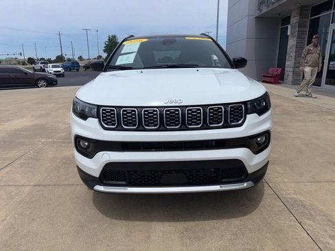 Used 2026 Jeep Compass Limited AWD/4WD image 4