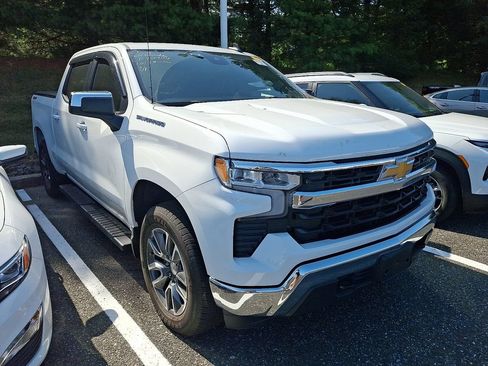 Certified 2024 Chevrolet Silverado 1500 LT AWD/4WD image 3
