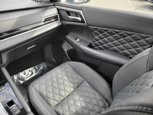 Used 2023 Mitsubishi Outlander SEL image 15