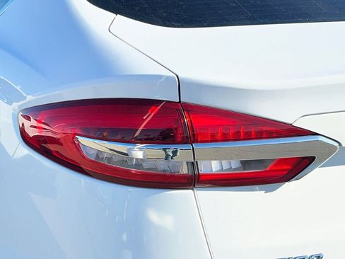 Used 2019 Ford Fusion SE image 15