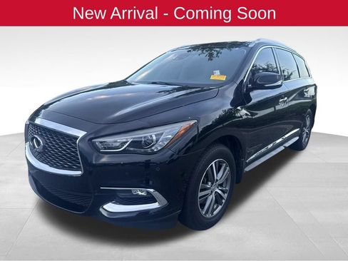 Used 2020 INFINITI QX60 Luxe w/ Essential Package FWD image 2