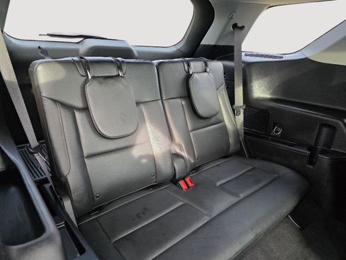 Used 2020 Ford Explorer XLT w/ Equipment Group 202A image 16