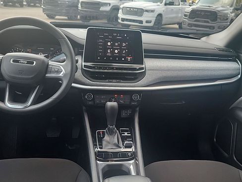 Certified 2025 Jeep Compass Sport AWD/4WD image 25