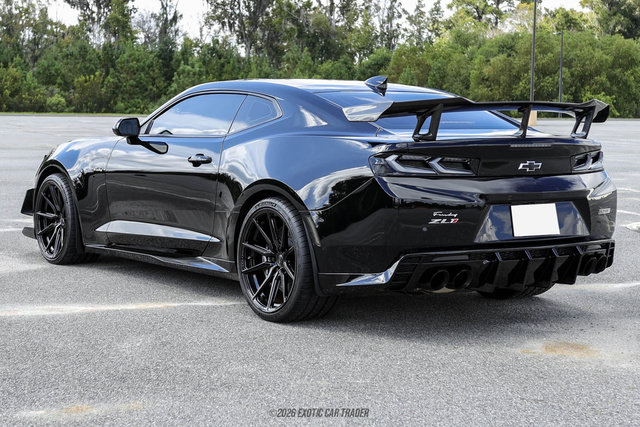 Used 2017 Chevrolet Camaro ZL1 RWD image 4