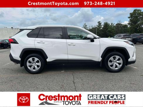 Certified 2025 Toyota RAV4 LE AWD/4WD image 5