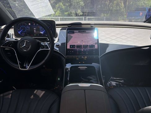 Used 2022 Mercedes-Benz EQS 450+ Sedan image 14