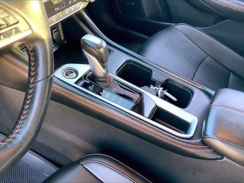 Used 2024 Nissan Sentra SR w/ SR Premium Package image 17