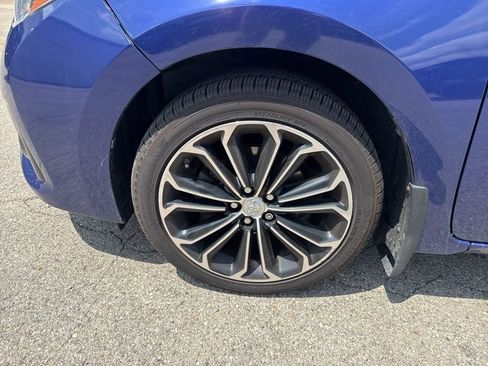 Used 2015 Toyota Corolla S FWD image 12