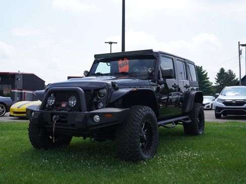 Used 2015 Jeep Wrangler Unlimited Sport AWD/4WD image 3