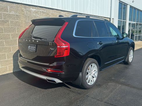 Used 2016 Volvo XC90 T6 Momentum w/ Momentum Plus Package AWD/4WD image 3