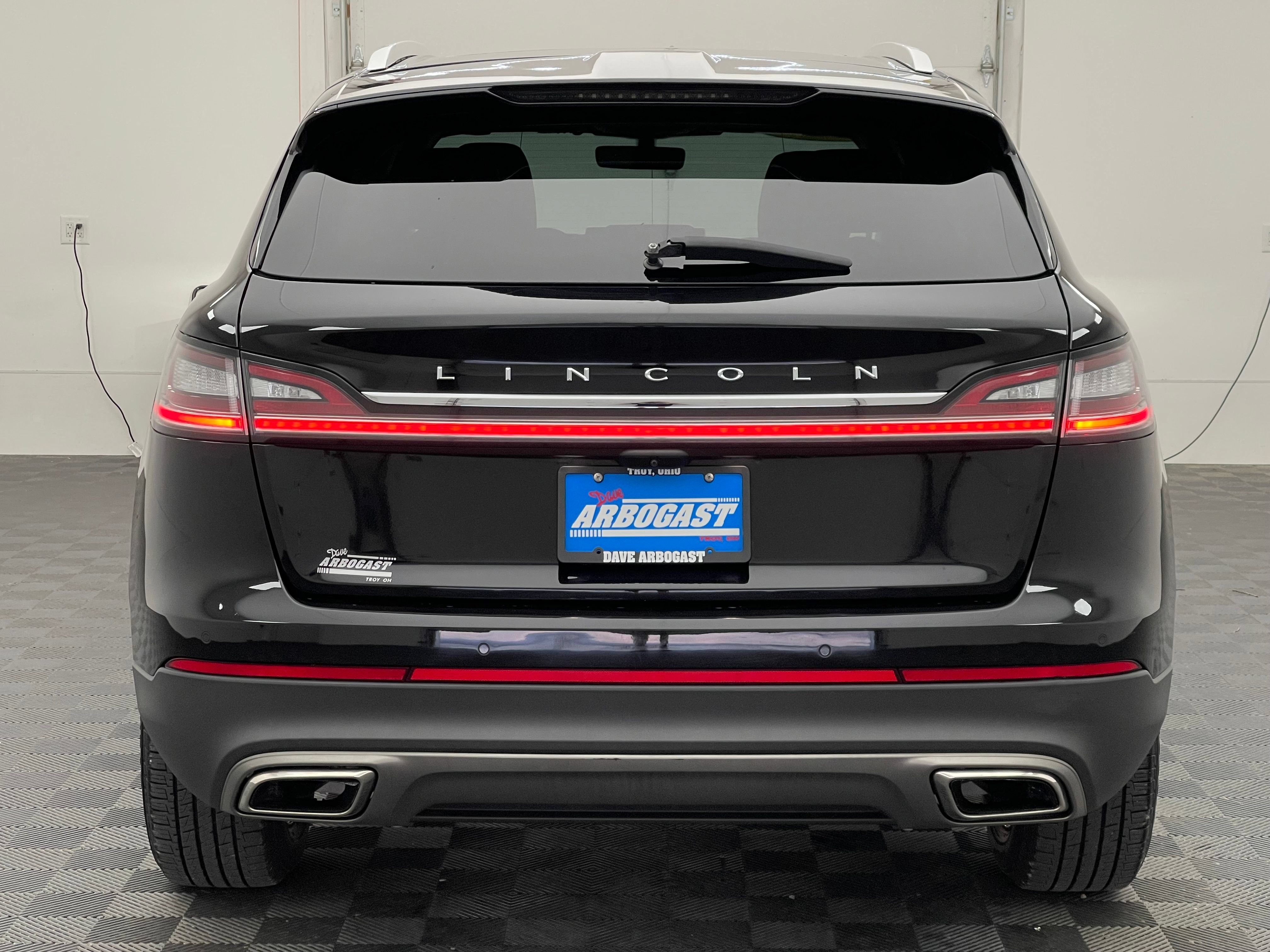 Used 2022 Lincoln Nautilus Reserve FWD image 10