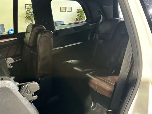 Used 2014 Mercedes-Benz GL 450 4MATIC image 13