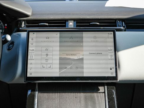 Certified 2026 Land Rover Range Rover Velar Dynamic SE AWD/4WD image 15
