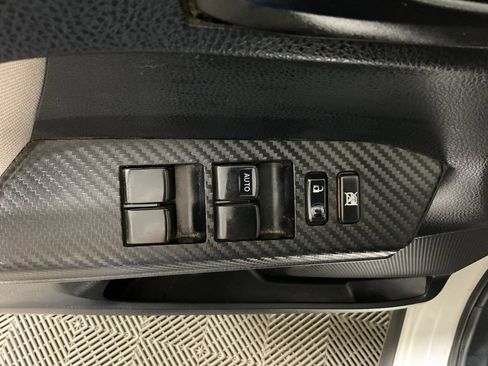 Used 2013 Toyota RAV4 XLE AWD/4WD image 19