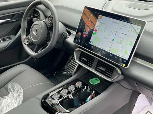 Used 2023 VinFast VF 8 Plus image 56