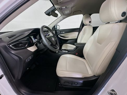 Used 2022 Buick Encore GX Select w/ Sport Touring Package FWD image 13