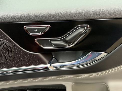 New 2026 Lincoln Corsair Grand Touring image 13