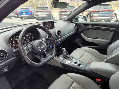 Used 2018 Audi A3 e-tron Premium Plus w/ Technology Package image 9
