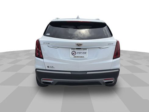 Used 2023 Cadillac XT5 Premium Luxury w/ Technology Package FWD image 6