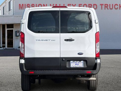 Used 2025 Ford Transit 250 Low Roof w/ Exterior Upgrade Package RWD image 5