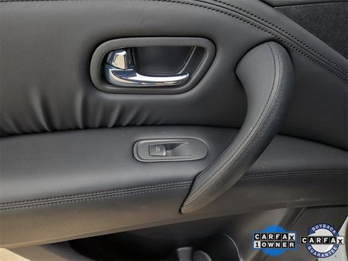 Certified 2024 Nissan Armada SL w/ Midnight Edition Package image 13