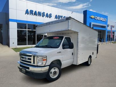 Used 2022 Ford E-350 and Econoline 350 Super Duty w/ Power Windows & Locks Group