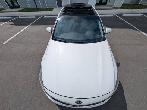 Used 2019 Kia Optima S w/ S Panoramic Sunroof Package FWD image 4