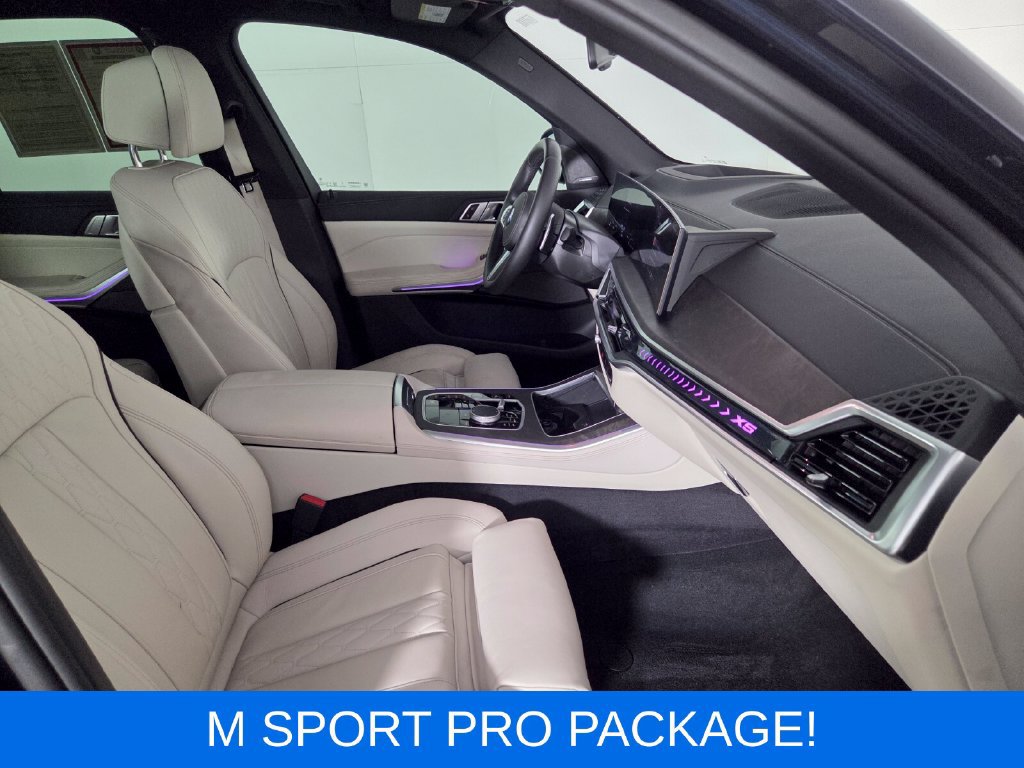Used 2026 BMW X5 sDrive40i w/ M Sport Package RWD image 32