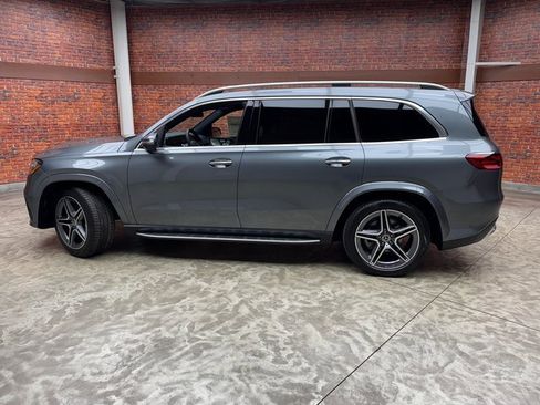 New 2025 Mercedes-Benz GLS 450 4MATIC image 2