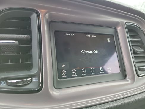 Used 2023 Dodge Challenger SXT w/ Blacktop Package image 21