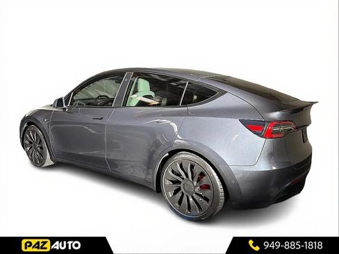 Used 2022 Tesla Model Y Performance AWD/4WD image 3