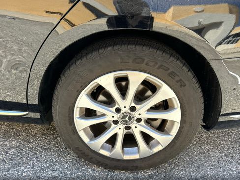 Used 2019 Mercedes-Benz E 300 image 12