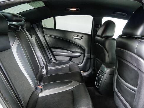 Used 2018 Dodge Charger R/T w/ Plus Group image 22
