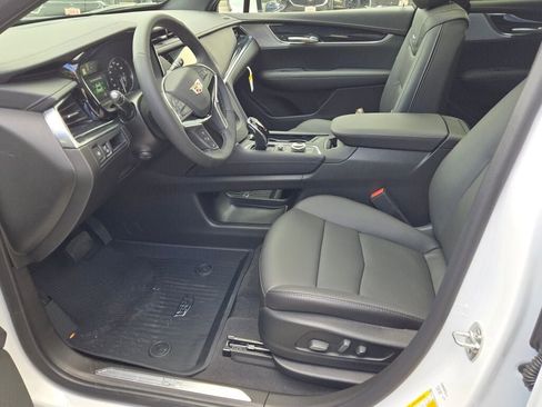 New 2025 Cadillac XT5 Premium Luxury w/ LPO, Red Accent Package image 25