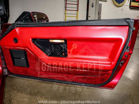 Used 1986 Chevrolet Corvette Convertible image 53