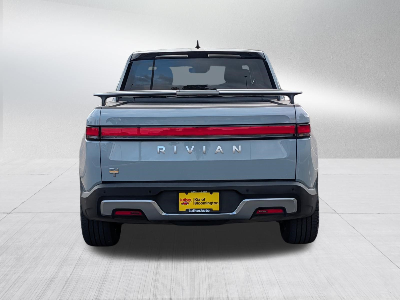 Used 2022 Rivian R1T Adventure AWD/4WD image 6