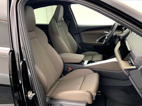 New 2025 Audi Q5 2.0T Premium Plus image 9