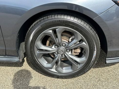 Used 2023 Honda Accord EX image 7