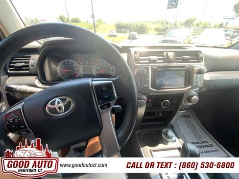 Used 2015 Toyota 4Runner SR5 AWD/4WD image 13