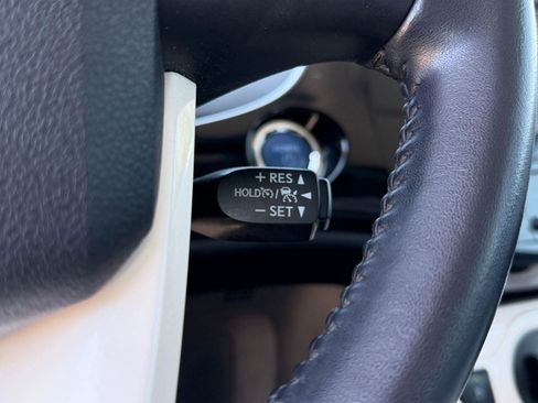 Used 2017 Toyota Prius Three Touring w/ Carpet Mat Package image 30