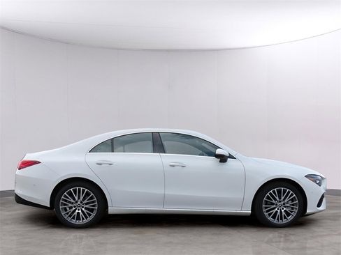 New 2025 Mercedes-Benz CLA 250 4MATIC image 7