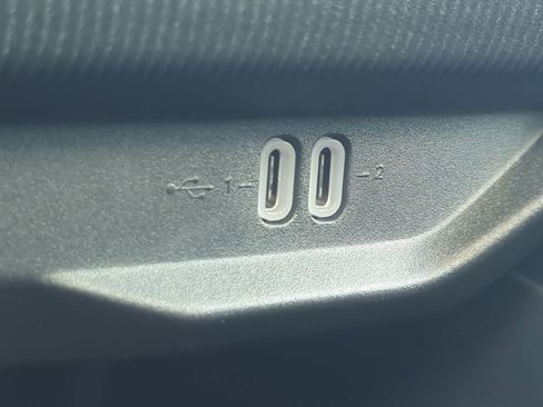 New 2026 Jeep Cherokee Overland image 33