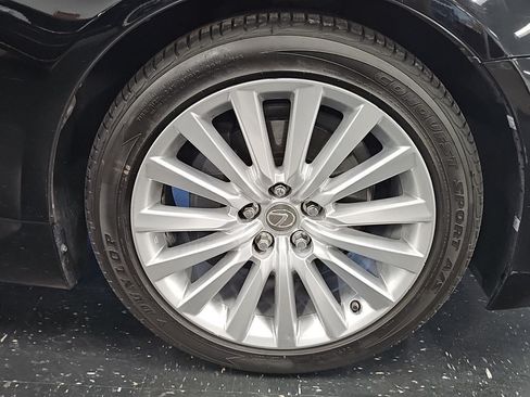 Used 2014 Lexus LS 460 w/ Comfort Package RWD image 34