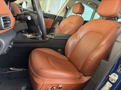 Certified 2022 Maserati Levante GT image 15