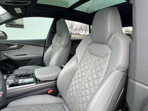 Used 2024 Audi SQ8 Premium Plus image 16