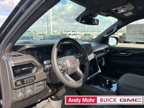 New 2026 GMC Yukon XL Elevation image 20