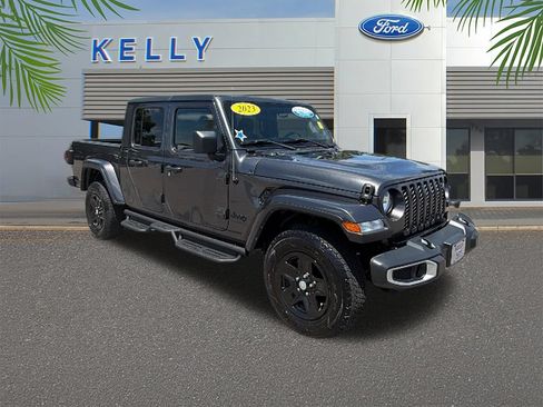 Used 2023 Jeep Gladiator Sport AWD/4WD image 7