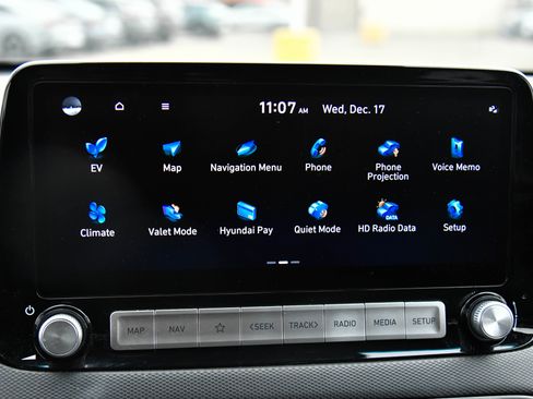 Used 2023 Hyundai Kona Limited image 22