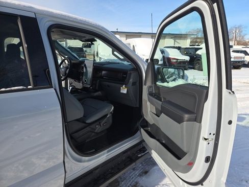 New 2025 Ford F150 Lightning Flash image 26